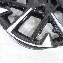 Laden Sie das Bild in den Galerie-Viewer, 1x Alufelge 17 Zoll 7.0&quot; 4x108 32ET Glanz 93484567 Opel Corsa F Rim Wheel