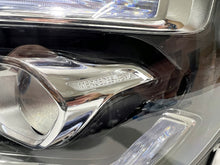 Laden Sie das Bild in den Galerie-Viewer, Frontscheinwerfer Mercedes-Benz Glb A2479061905 Links Scheinwerfer Headlight SCH1176555469pz