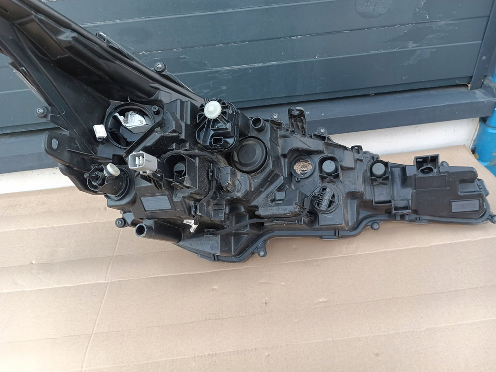 Frontscheinwerfer Toyota Corolla 81150-02S70 LED Ein Stück (Rechts oder Links)