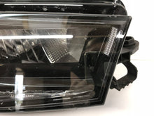 Laden Sie das Bild in den Galerie-Viewer, Frontscheinwerfer Skoda Fabia I 6VB941016 LED Rechts Scheinwerfer Headlight