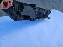 Laden Sie das Bild in den Galerie-Viewer, Frontscheinwerfer Audi A4 B9 8W0941034D Ein Stück (Rechts oder Links) Headlight