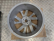 Load image into Gallery viewer, 1x Alufelge 18 Zoll 7.0" 5x100 39ET 657601025A Skoda Kamiq Rim Wheel FEL1173033055bk