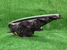 Laden Sie das Bild in den Galerie-Viewer, Frontscheinwerfer Kia Venga 030125720200 1P92102000921021P000 Rechts Headlight SCH8555517558ee