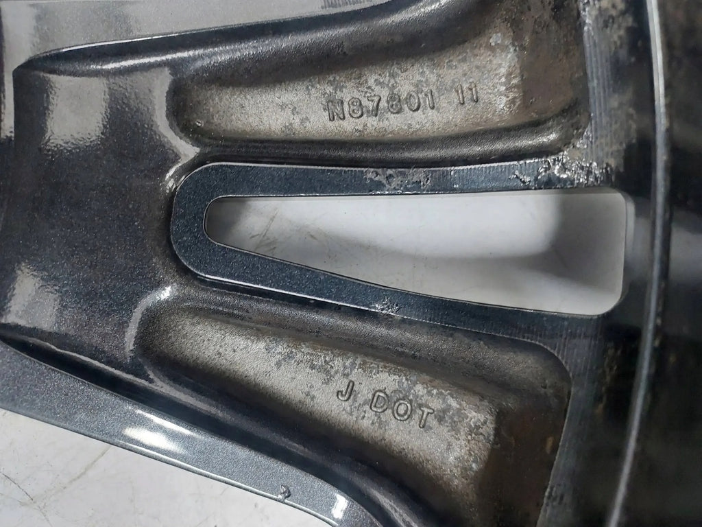 1x Alufelge 18 Zoll 7.0" 5x114.3 40ET N87801 Nissan Qashqai Rim Wheel