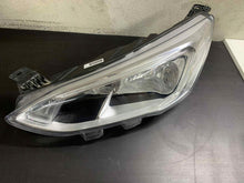 Laden Sie das Bild in den Galerie-Viewer, Frontscheinwerfer Ford Focus JX7B-13W030-AE Links Scheinwerfer Headlight SCH6990894964kz