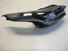 Laden Sie das Bild in den Galerie-Viewer, Frontscheinwerfer Kia Xceed J7921-21080 F1921-52610 LED Rechts oder Links SCH6060732512ts