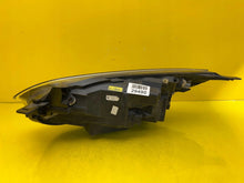 Laden Sie das Bild in den Galerie-Viewer, Frontscheinwerfer Ford Fiesta I N1BB-13E014-CG N1BB-13E014- LED Rechts Headlight SCH1226194964fk