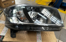 Laden Sie das Bild in den Galerie-Viewer, Frontscheinwerfer Opel Vivaro B Trafic III 260102650R Rechts Headlight SCH6161198413wu