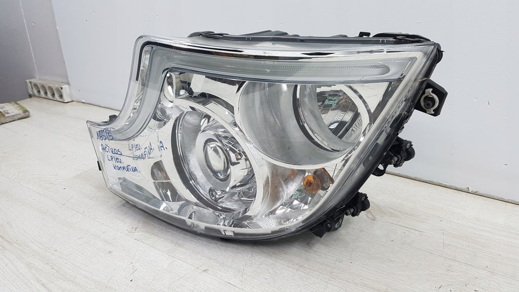 Frontscheinwerfer Mercedes-Benz A9618205239 Links Scheinwerfer Headlight