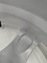 Load image into Gallery viewer, 1x Alufelge 17 Zoll Kia Stonic Rim Wheel FEL4489509069qy