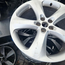 Load image into Gallery viewer, 1x Alufelge 19 Zoll 8.0" 5x105 46ET Matt Silber 13276367 Opel Astra J Cascada FEL1665690588ko