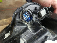 Load image into Gallery viewer, Frontscheinwerfer Hyundai Tucson 92101N7100 Links Scheinwerfer Headlight SCH8225002565un