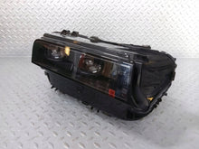 Laden Sie das Bild in den Galerie-Viewer, Frontscheinwerfer BMW 5A65AC8-02 Rechts Scheinwerfer Headlight SCH9595005391qp