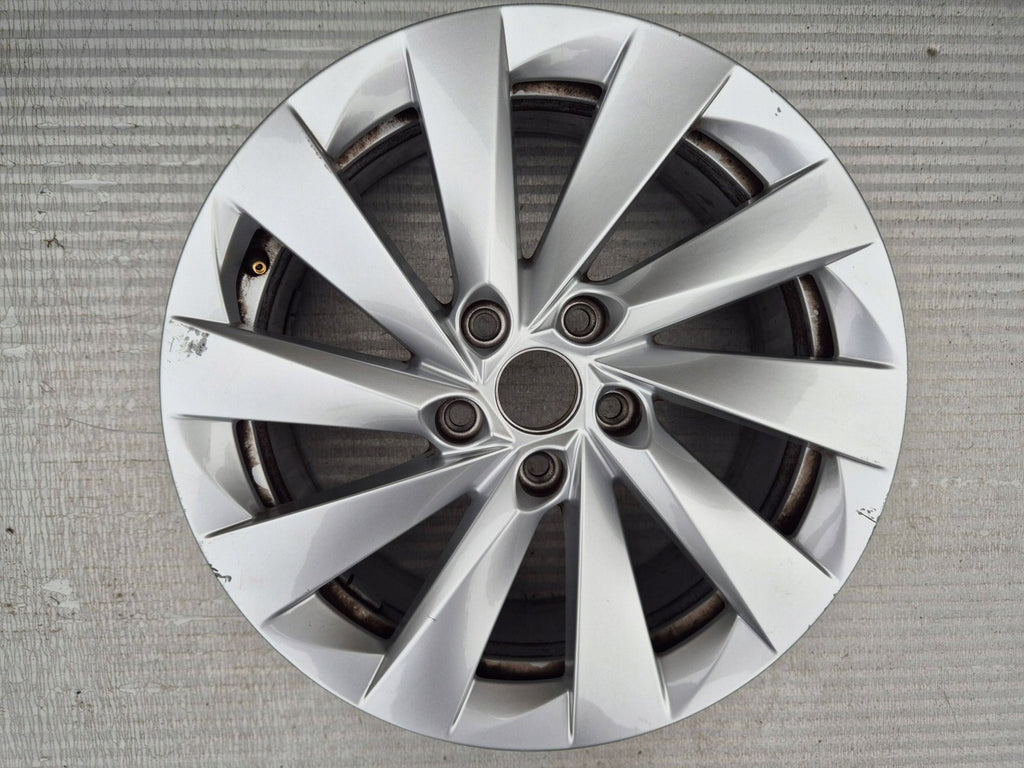 1x Alufelge 17 Zoll 7.0" 5x112 46ET Silber 5E3601025 Skoda Octavia Iii Rim Wheel FEL8296319979hl