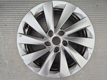 Load image into Gallery viewer, 1x Alufelge 17 Zoll 7.0" 5x112 46ET Silber 5E3601025 Skoda Octavia Iii Rim Wheel FEL8296319979hl