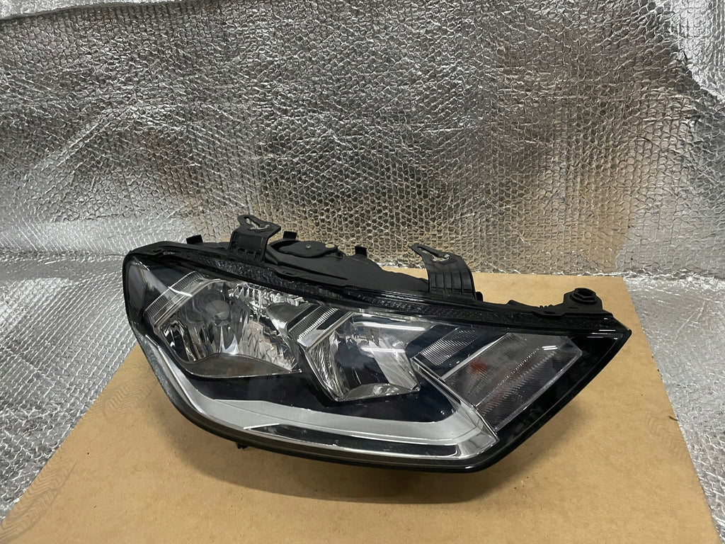 Frontscheinwerfer Audi A1 82A941004 LED Rechts Scheinwerfer Headlight