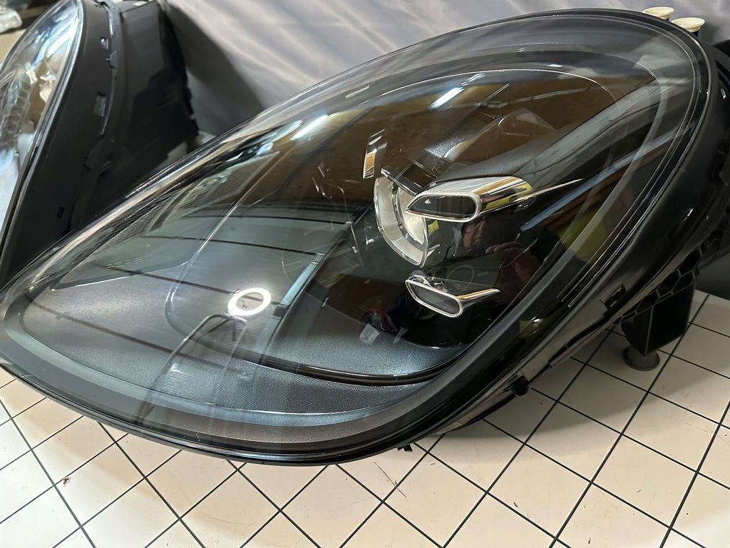 Frontscheinwerfer Porsche Cayenne 9Y0941032 9Y0941039 LED Ein Satz Headlight SCH6134154992fr