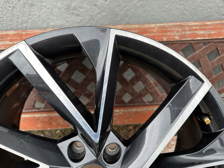 1x Alufelge 19 Zoll 8.0" 5x112 45ET 57A601025R Mg Karoq Nu7 Rim Wheel FEL8282534802ih