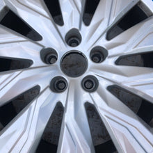 Load image into Gallery viewer, 1x Alufelge 18 Zoll 7.5&quot; 5x112 39ET Glanz Silber 8W0071498 Audi A4 B9 Rim Wheel