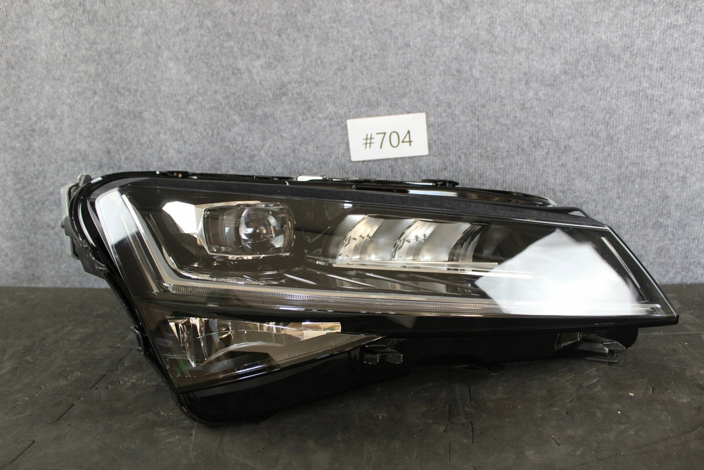 Frontscheinwerfer Skoda Superb III 3V1941016D LED Rechts Scheinwerfer Headlight