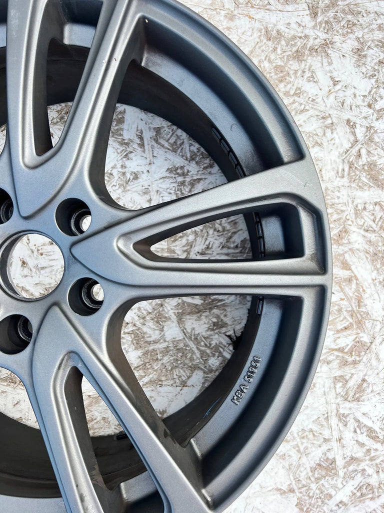 1x Alufelge 18 Zoll 8.0" 5x114.3 45ET KBA-51951 Vw Rim Wheel