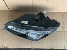 Laden Sie das Bild in den Galerie-Viewer, Frontscheinwerfer Seat Ateca 579941007G Links Scheinwerfer Headlight SCH5777928983po
