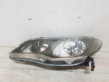Laden Sie das Bild in den Galerie-Viewer, Frontscheinwerfer Honda Civic VIII 33151-SNB-W02 Links Scheinwerfer Headlight
