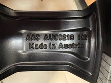 Load image into Gallery viewer, 1x Alufelge 17 Zoll 6.5" 5x112 38ET Glanz Silber 83A601025AL Audi Q3 Rim Wheel FEL4165260871qf