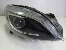 Load image into Gallery viewer, Frontscheinwerfer Mercedes-Benz W246 A2468207861 Xenon Rechts Headlight SCH6109837149dn