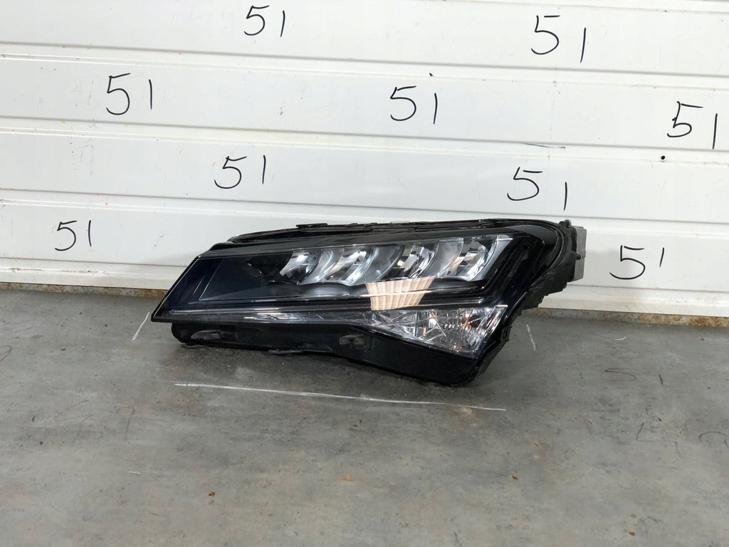 Frontscheinwerfer Skoda Superb III 3V1941015C Links Scheinwerfer Headlight