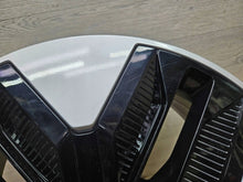 Laden Sie das Bild in den Galerie-Viewer, 1x Alufelge 18 Zoll 7.5" 5x108 46ET Glanz Silber 80000277 Volvo Rim Wheel FEL7265404036hz