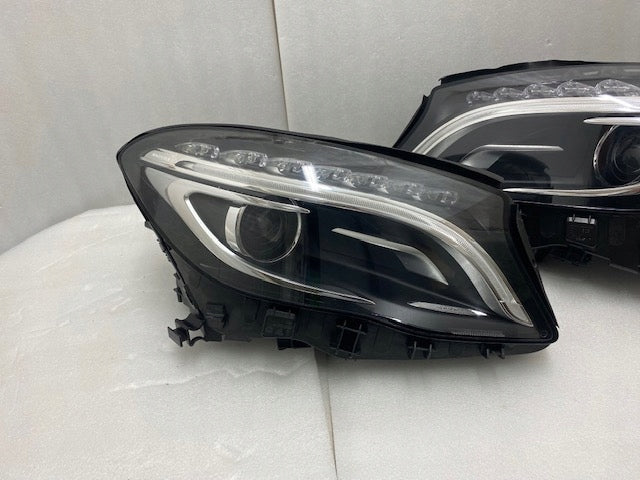 Frontscheinwerfer Mercedes-Benz X156 A1569061700 LED Rechts oder Links SCH7480530177ib