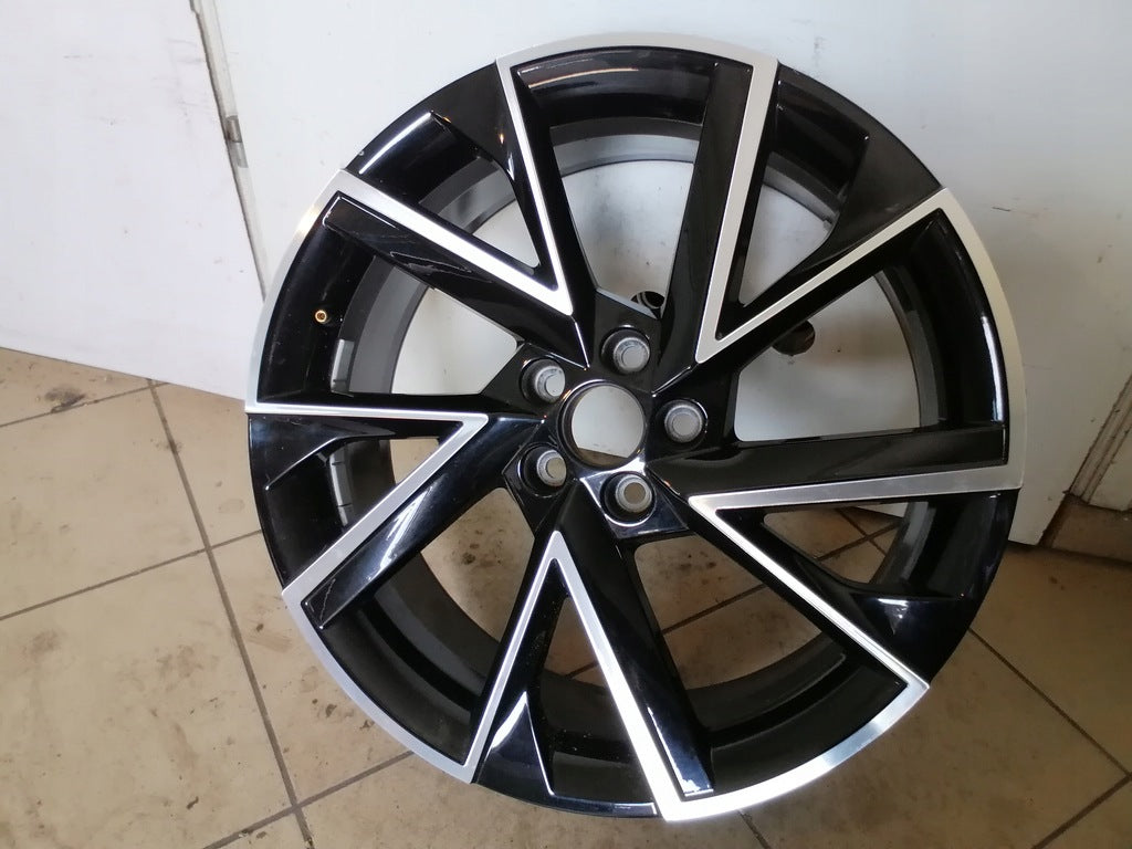 1x Alufelge 18 Zoll 7.0" 5x100 39ET 657601025 Skoda Fabia Scala Rim Wheel FEL9558980099pt