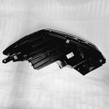Laden Sie das Bild in den Galerie-Viewer, Frontscheinwerfer Hyundai Tucson 92102D7700 LED FALSE Scheinwerfer Headlight SCH5860875186aq