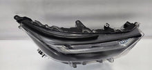 Laden Sie das Bild in den Galerie-Viewer, Frontscheinwerfer Toyota V 81130-02J61 Rechts Scheinwerfer Headlight SCH3142094584zz