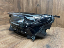 Laden Sie das Bild in den Galerie-Viewer, Frontscheinwerfer Alfa Romeo 50572576 50572572 LED Ein Satz Headlight SCH9376371201pg