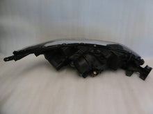 Laden Sie das Bild in den Galerie-Viewer, Frontscheinwerfer Mitsubishi Eclipse Cross 8301D071 LED Links Headlight