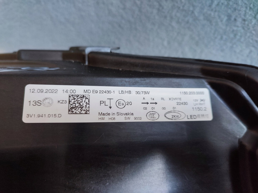 Frontscheinwerfer Skoda Superb III 3V1941015D LED Links Scheinwerfer Headlight