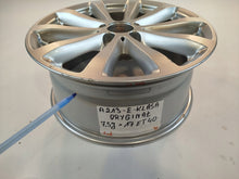 Load image into Gallery viewer, 1x Alufelge 17 Zoll 7.5" 5x112 40ET Glanz Silber A2134011300 Mercedes-Benz FEL2067890228cd