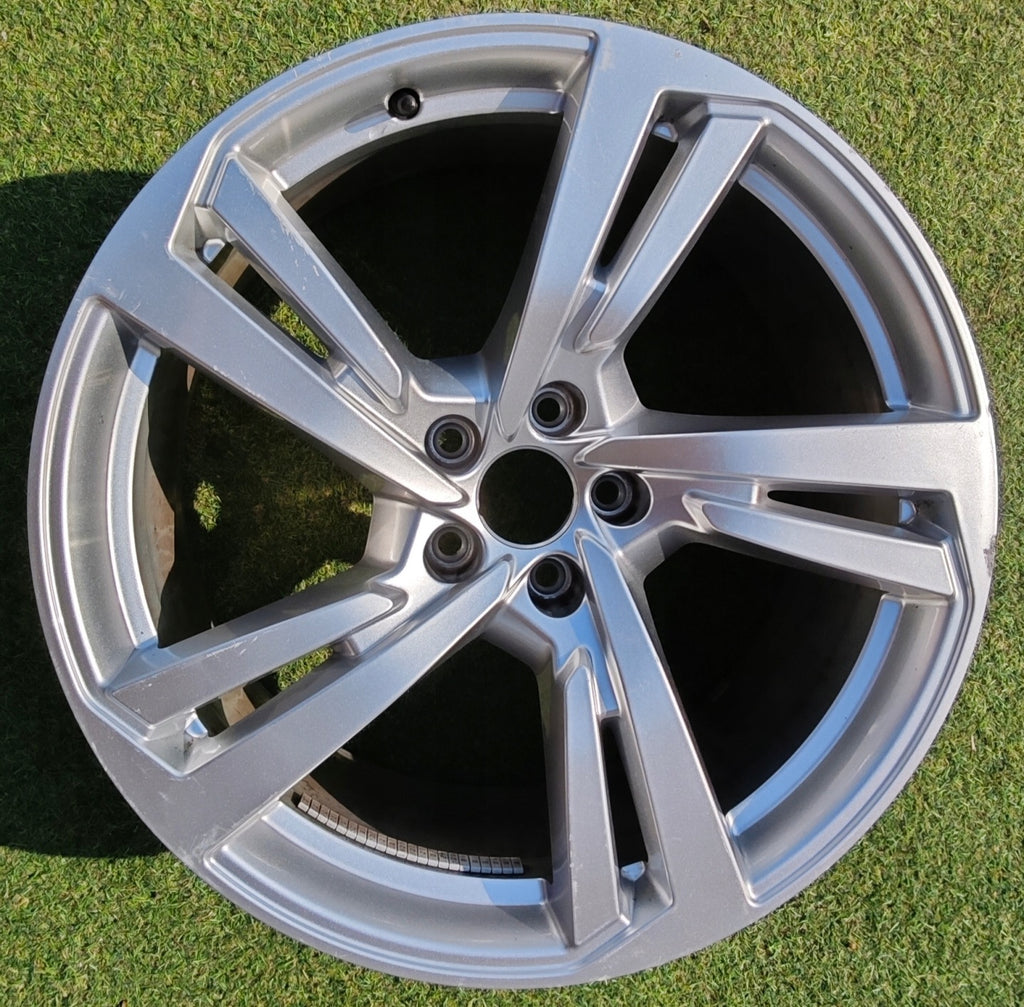 1x Alufelge 20 Zoll 8.5" 5x112 30ET 4K86010250 Audi A7 Rim Wheel FEL7876637647wn