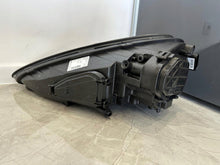 Laden Sie das Bild in den Galerie-Viewer, Frontscheinwerfer Porsche Cayenne 7P5941030 Xenon Rechts Scheinwerfer Headlight SCH5584782528ob