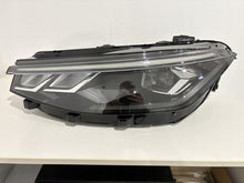 Laden Sie das Bild in den Galerie-Viewer, Frontscheinwerfer VW Passat 3J1941005 LED Links Scheinwerfer Headlight SCH8996676704it