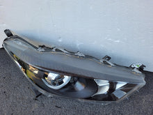 Load image into Gallery viewer, Frontscheinwerfer Toyota Yaris Model LED Rechts Scheinwerfer Headlight SCH2808531480bu