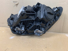 Load image into Gallery viewer, Frontscheinwerfer BMW 1 F21 F20 7229688 Xenon Ein Stück (Rechts oder Links)