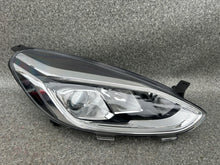 Laden Sie das Bild in den Galerie-Viewer, Frontscheinwerfer Ford I L1BB-13E014-CD Rechts Scheinwerfer Headlight SCH1870646905am
