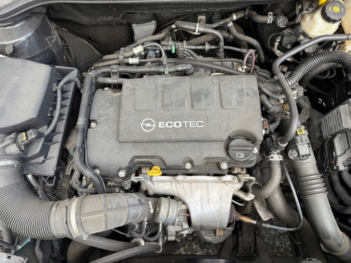 Motor Opel Astra J A14NET 1.4 140PS 103kW 114TKm Benzin Engine Unkomplett MOT8413781895em