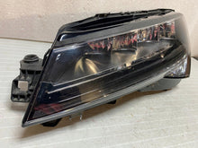 Laden Sie das Bild in den Galerie-Viewer, Frontscheinwerfer Skoda Superb III 3V1941015C LED Links Scheinwerfer Headlight SCH3027710002yc