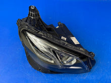 Laden Sie das Bild in den Galerie-Viewer, Frontscheinwerfer Mercedes-Benz W213 A2139067606 LED Rechts Headlight SCH6280944079tl
