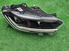 Laden Sie das Bild in den Galerie-Viewer, Frontscheinwerfer VW Polo 2G1941036L Rechts Scheinwerfer Headlight SCH3446898849et