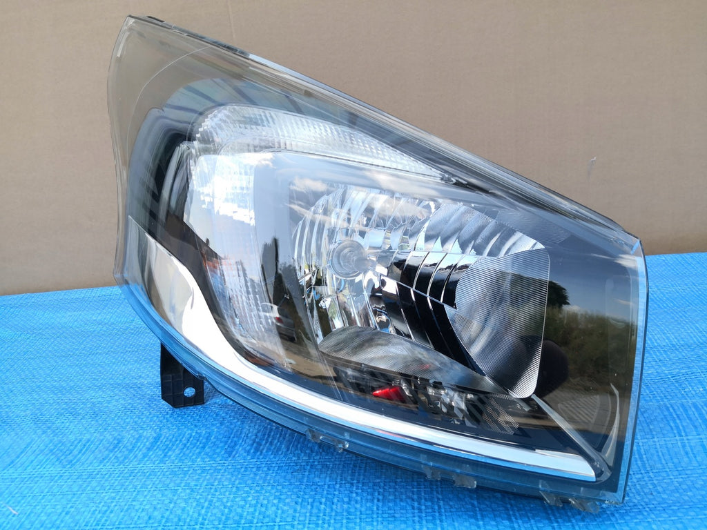 Frontscheinwerfer Opel Vivaro B 260100647R Halogen Rechts Scheinwerfer Headlight